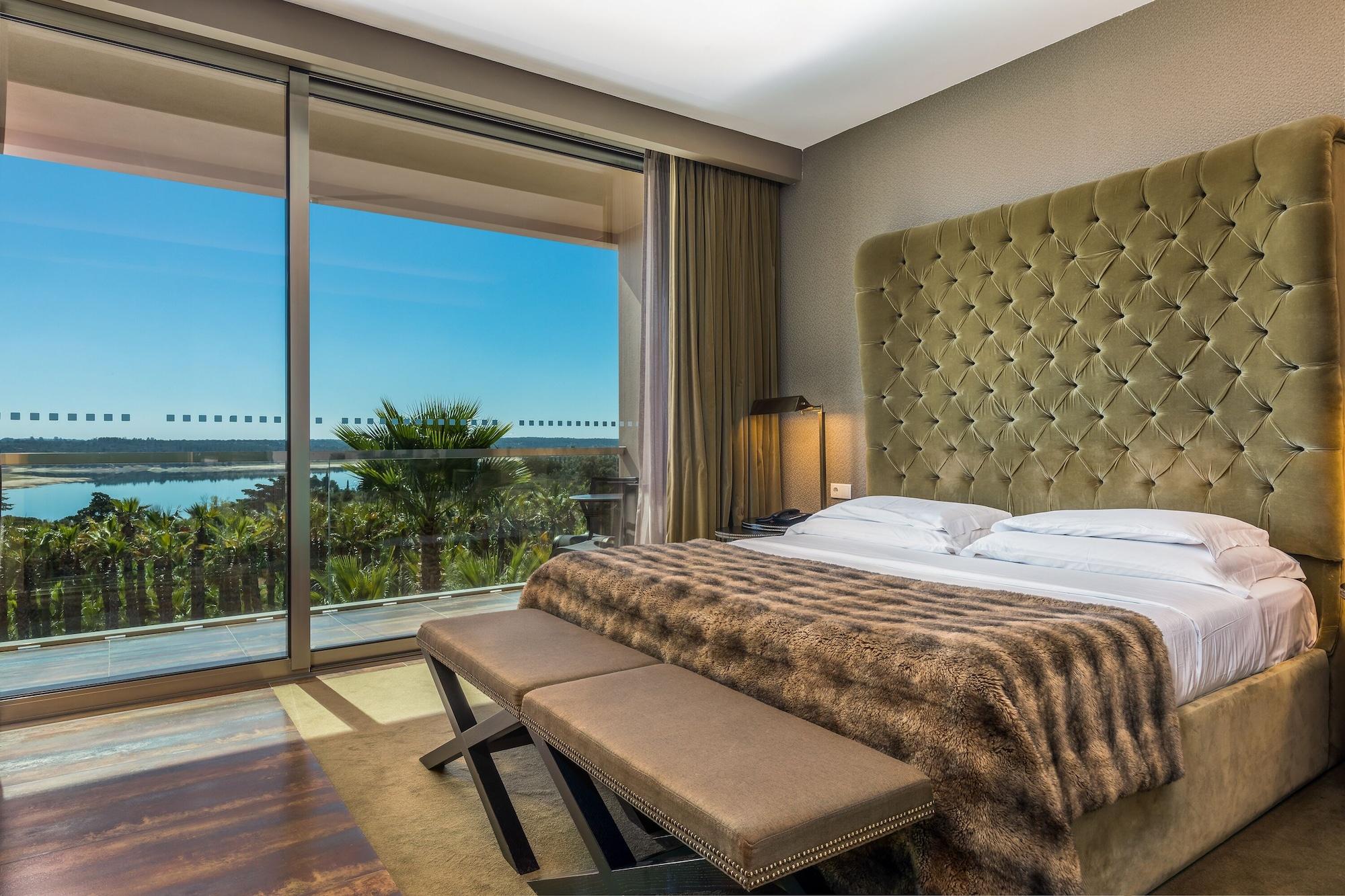 Ap Lago Montargil - Conference & Spa エクステリア 写真 A bedroom at the hotel